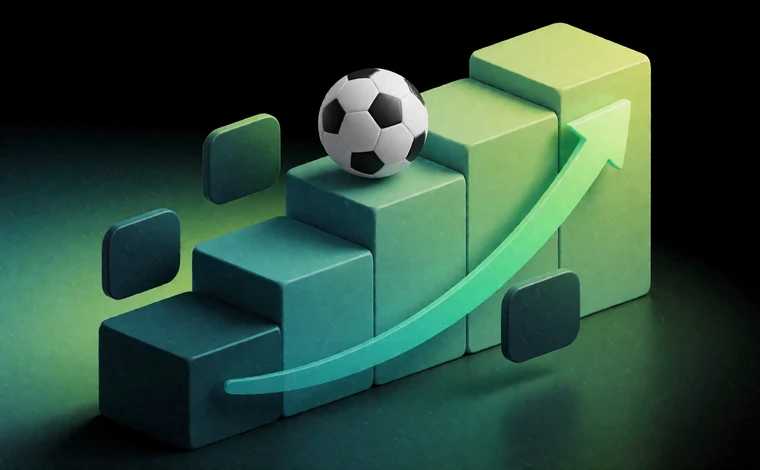 Isometrische Stufenleiter in Gr&uuml;nt&ouml;nen mit Fu&szlig;ball auf der h&ouml;chsten Stufe als Bild f&uuml;r das VIP-Level-System